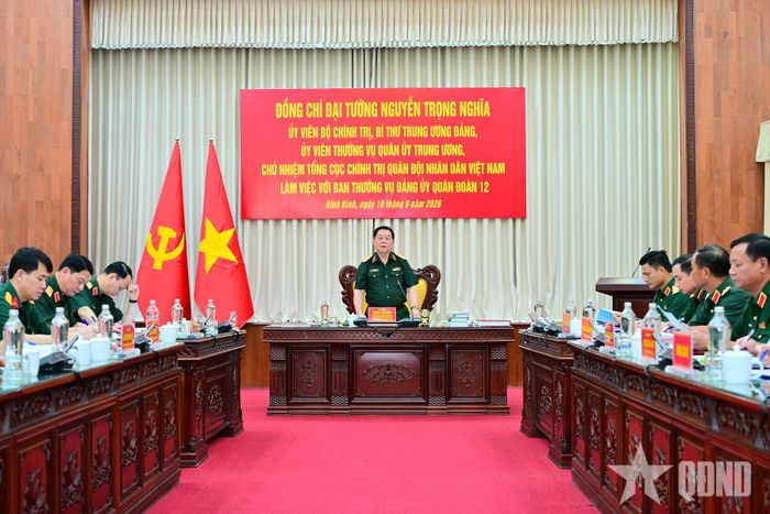 Đại tướng Nguyễn Trọng Nghĩa phát biểu. 