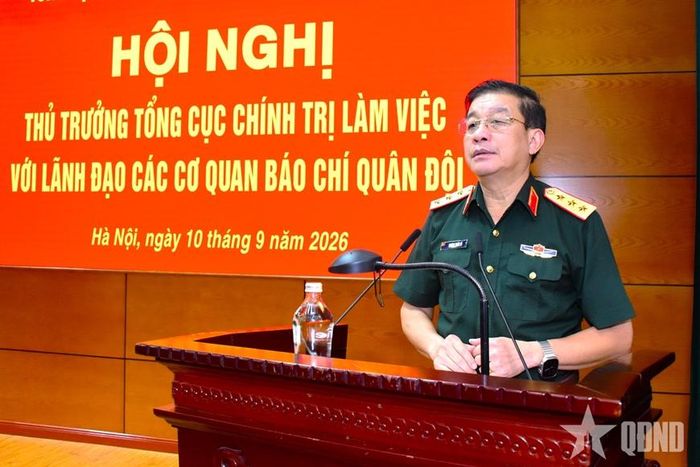  Thượng tướng Trương Thiên Tô phát biểu chỉ đạo tại hội nghị.  
