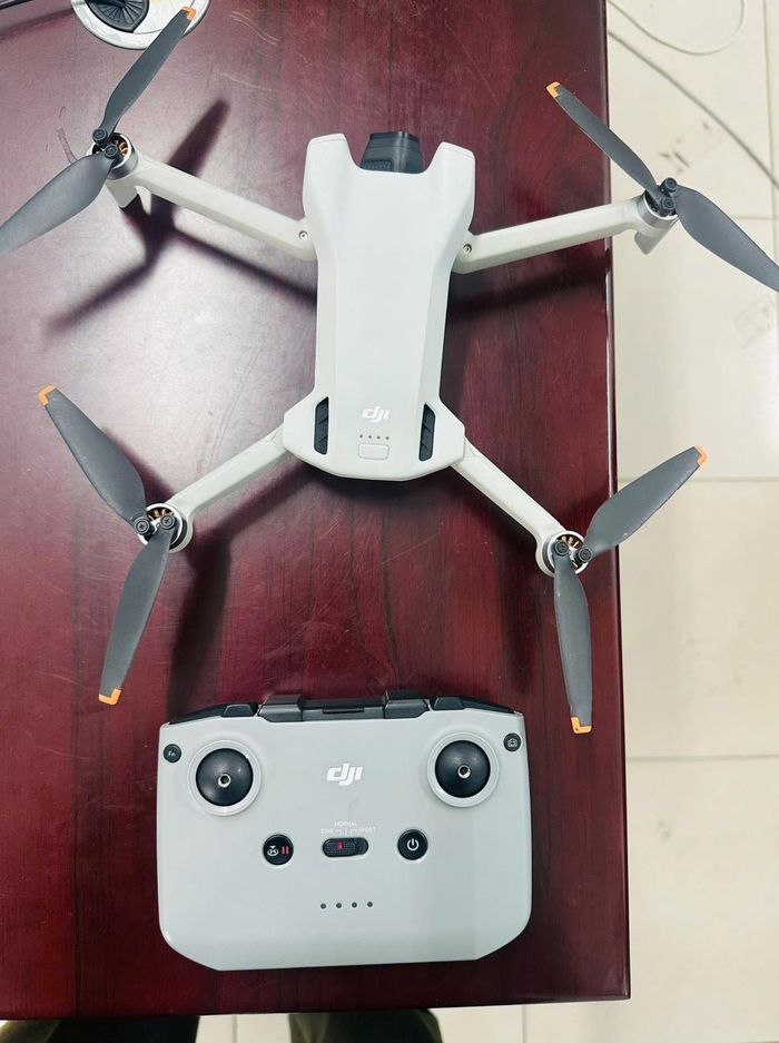 Thiết bị Flycam do Đ.T.A., sử dụng.