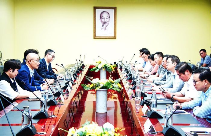 Chủ tịch UBND TP Đà Nẵng Nguyễn Mạnh Hùng chủ trì buổi làm việc với Đoàn công tác của Tập đoàn WHA.