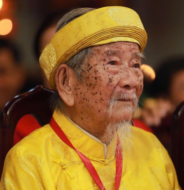 Cụ Nguyễn Đình Tư, nhà nghiên cứu lịch sử lão thành dự Lễ giỗ lần thứ 194 Đức Tả quân Lê Văn Duyệt