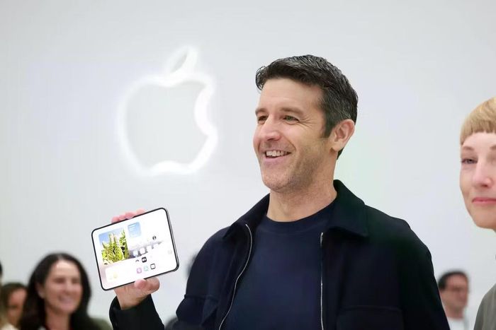 Ternus trên cương vị CEO sau khi tiếp quản vị trí từ Tim Cook. (Ảnh: Jason Henry)