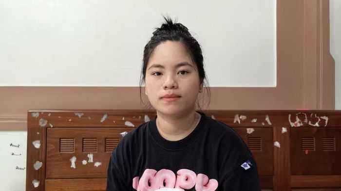 Chị Hoàng Trọng Nhân làm các thủ tục BHYT sau khi sinh thì phát hiện thẻ bảo hiểm chưa được gia hạn.