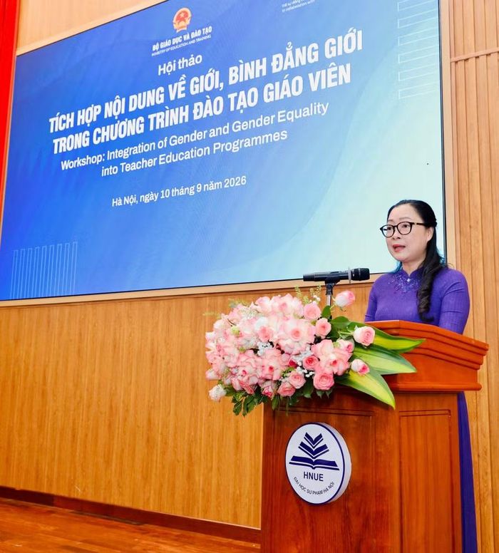 Thứ trưởng Bộ GD&ĐT Nguyễn Thị Quyên Thanh phát biểu khai mạc hội thảo.