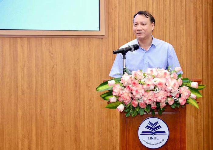 PGS.TS Nguyễn Đức Sơn - Hiệu trưởng Trường Đại học Sư phạm Hà Nội phát biểu chào mừng.