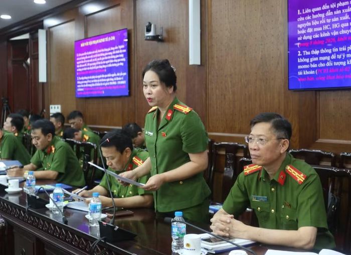 Các ý kiến, giải pháp được các đại biểu lực lượng Công an TP Hà Nội đóng góp tại hội nghị.