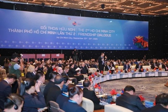 Một phiên thảo luận tại Đối thoại hữu nghị TP. Hồ Chí Minh 2024. (Nguồn: fd-hcmc.vn)