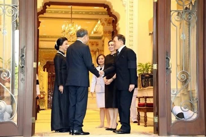Tổng Bí thư, Chủ tịch nước Tô Lâm và Phu nhân hội kiến Nhà vua Thái Lan Maha Vajiralongkorn và Hoàng hậu Suthida ngày 28/5. (Nguồn: Hoàng gia Thái Lan)