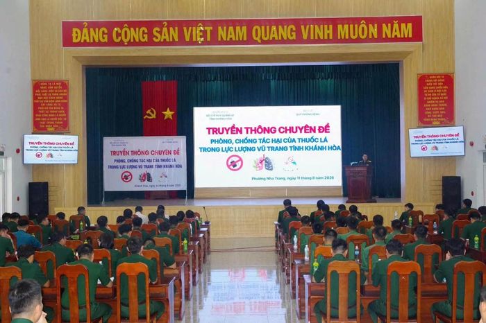 Bộ CHQS tỉnh Khánh Hòa tổ chức chương trình truyền thông chuyên đề “Phòng, chống tác hại của thuốc lá trong lực lượng vũ trang tỉnh năm 2026. (Ảnh: Văn Cốc)