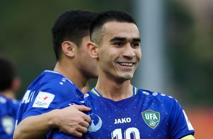 Mukhammadali Urinboev là nhạc trưởng của U23 Uzbekistan
