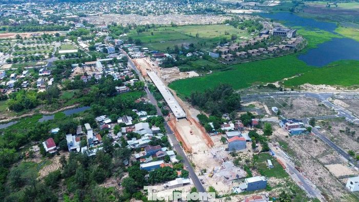 Cầu Nghĩa Tự được UBND tỉnh Quảng Nam (cũ), nay là TP Đà Nẵng, phê duyệt vào tháng 3/2022. Công trình bắc qua sông Cổ Cò, có tổng mức đầu tư 315 tỷ đồng, trong đó chi phí giải phóng mặt bằng hơn 131 tỷ đồng. Công trình được kỳ vọng góp phần hoàn thiện hạ tầng giao thông, tăng cường kết nối khu vực, tạo động lực thúc đẩy phát triển kinh tế - xã hội địa phương.