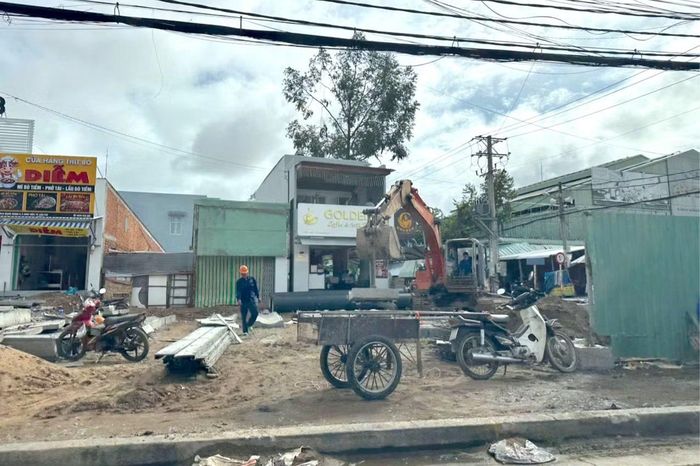 Bí thư Thành uỷ Cần Thơ yêu cầu có mặt bằng đến đâu, thi công dứt điểm đến đó, không chờ đủ 100%.