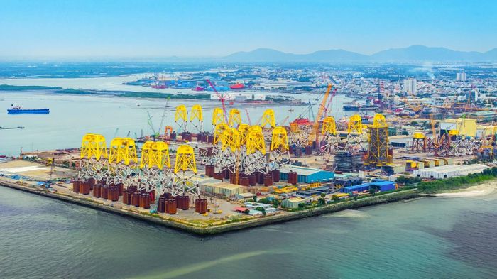 Trung tâm Công nghiệp Năng lượng và Hậu cần Kỹ thuật PTSC