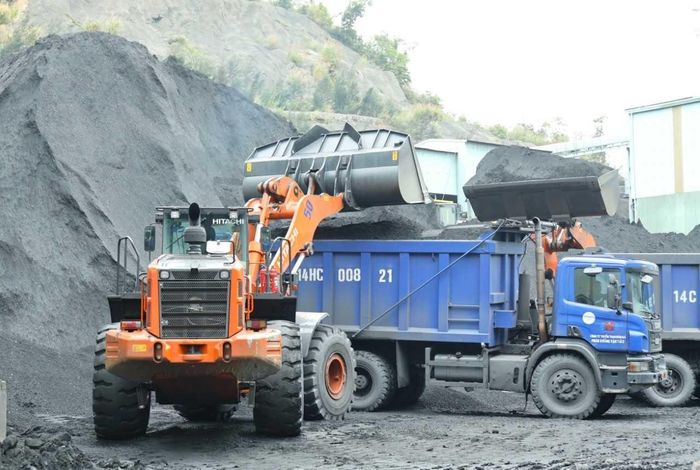Gia tăng sản xuất than từ Sản phẩm ngoài than là cách tận dụng tài nguyên và bảo vệ môi trường vùng than.