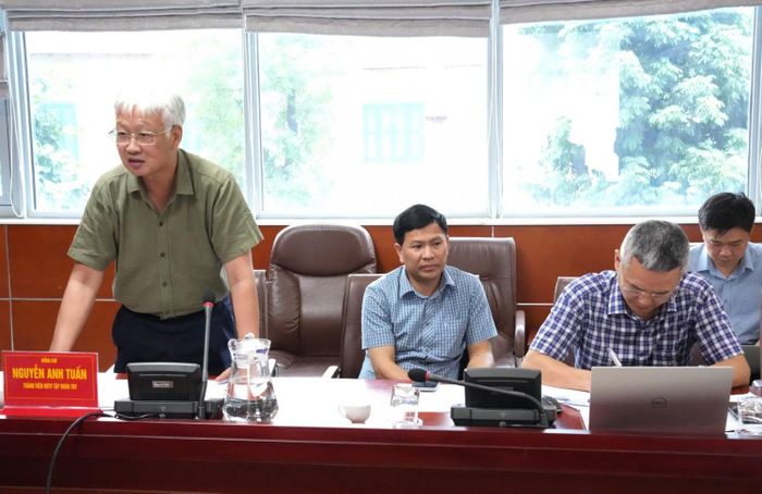 Thành viên HĐTV TKV Nguyễn Anh Tuấn phát biểu chỉ đạo tại buổi làm việc với Than Đèo Nai - Cọc Sáu - TKV.