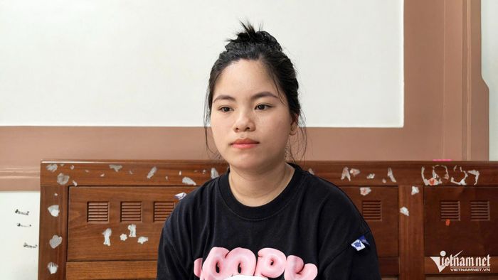 Chị Hoàng Trọng Nhân đi sinh con mới phát hiện thẻ bảo hiểm chưa được gia hạn.