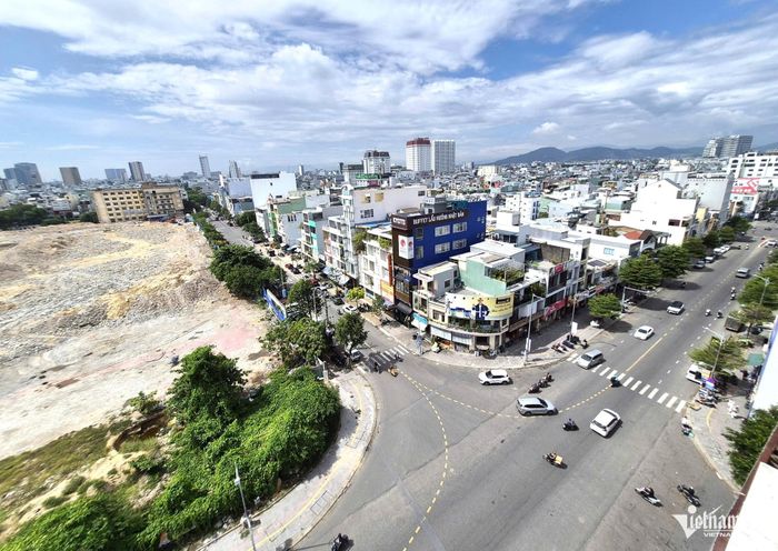 Gần đây, ngày 28/8, khu đất này được đưa ra đấu giá lần thứ 4 nhưng vẫn chưa tìm được người mua.
