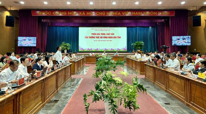 Quang cảnh phiên giải trình, chất vấn của Thường trực HĐND tỉnh Gia Lai. Ảnh: Ngọc Minh