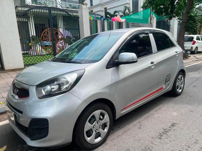 Kia Morning 2015 giá 105 triệu đồng. Ảnh: Phạm Hoài