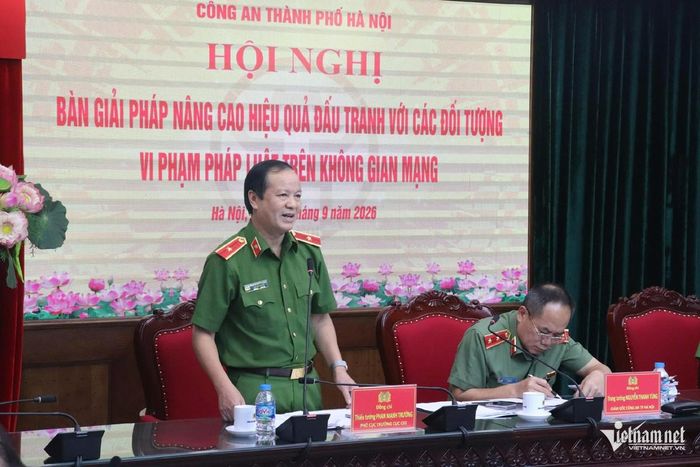Thiếu tướng Phan Mạnh Trường phát biểu tại hộ nghị. Ảnh: Đ.H.