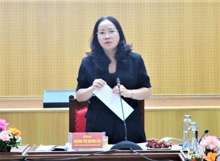 Đồng chí Hoàng Thị Quỳnh Chi, Kiểm sát viên VKSND tối cao điều hành phần thảo luận.