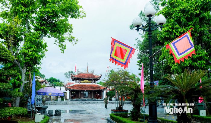 Đền thờ Hoàng đế Quang Trung trên núi Dũng Quyết, phường Trường Vinh, tỉnh Nghệ An. Ảnh: Thành Duy