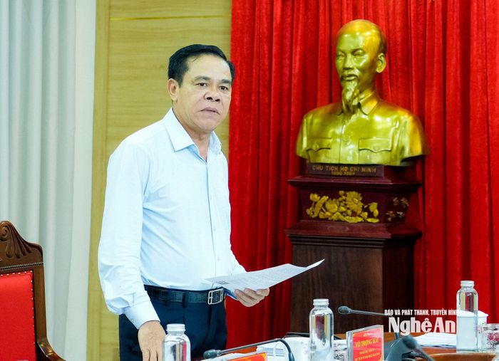 Đồng chí Võ Trọng Hải - Phó Bí thư Tỉnh ủy, Chủ tịch UBND tỉnh phát biểu tại phiên họp. Ảnh: Phạm Bằng