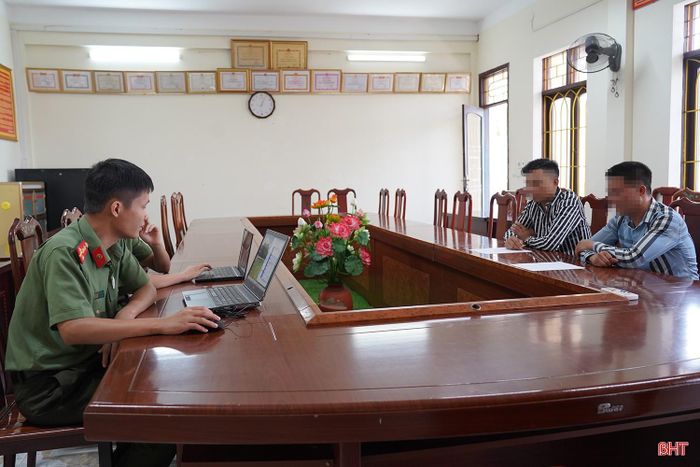 Phòng An ninh mạng và phòng, chống tội phạm sử dụng công nghệ cao, Công an Hà Tĩnh mời các phụ huynh học sinh có hành vi quấy nhiễu Tổng đài 115 lên làm việc.