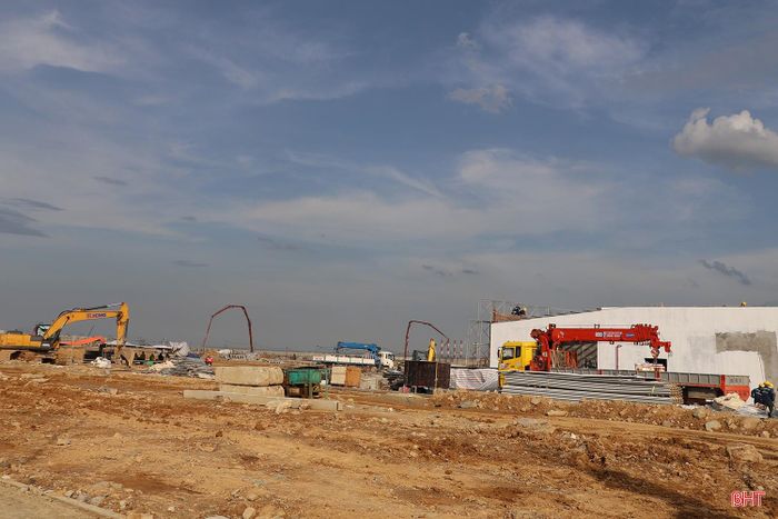 Các dự án công nghiệp quy mô đã và đang được triển khai tạo dư địa để doanh nghiệp địa phương tham gia vào chuỗi cung ứng.