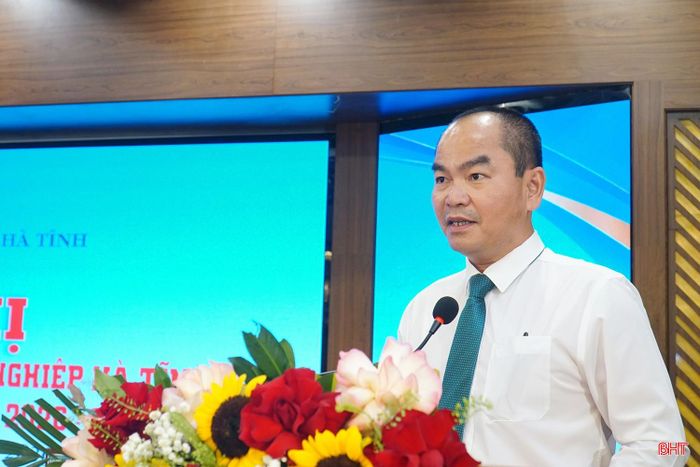 Ông Nguyễn Đình Thịnh - Phó Chủ tịch Hiệp hội Doanh nghiệp tỉnh thông qua Chương trình hành động, công tác toàn khóa III, nhiệm kỳ 2026-2031.