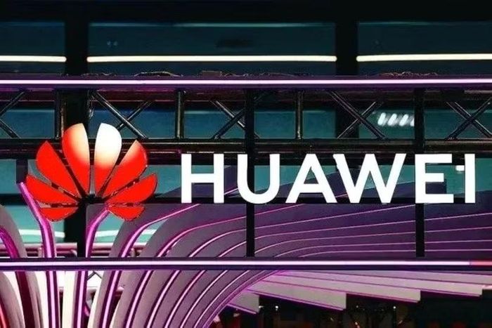 Nếu bị tuyên có tội, Huawei có thể phải đối mặt với khoản tiền phạt hàng tỷ USD và bị tịch thu toàn bộ số tiền thu lợi bất chính liên quan. Ảnh: Worldjournal.