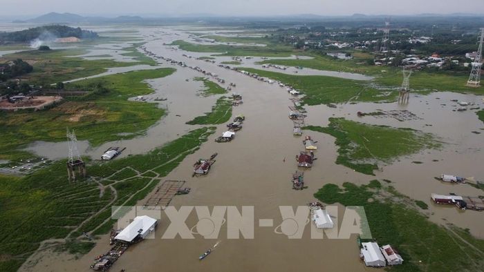 Thượng nguồn sông Đồng Nai đoạn qua khu vực La Ngà và một số vùng trũng thấp cảnh báo có nguy cơ ngập úng khi nước sông lên trên mức báo động II. Ảnh: Sỹ Tuyên - TTXVN