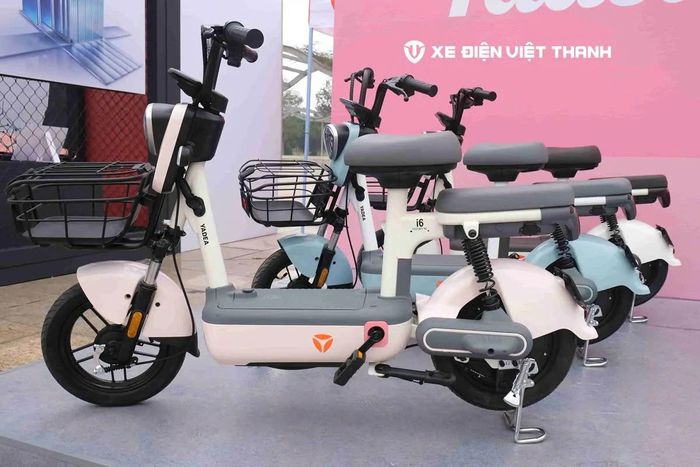 Yadea I6 - 11,8 triệu đồng.