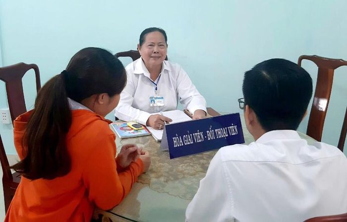 Người tham gia hòa giải có thể đề nghị hòa giải viên kiến nghị cơ quan có thẩm quyền hỗ trợ, bảo vệ người dễ bị tổn thươngẢnh: Lan Phương
