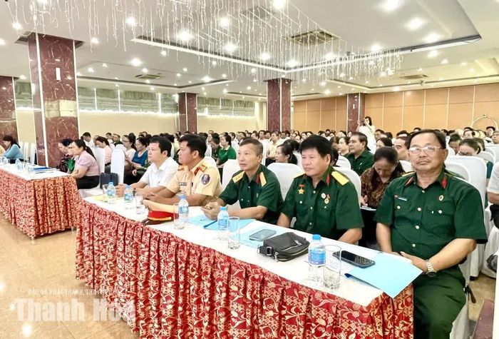 Các đại biểu dự hội nghị.