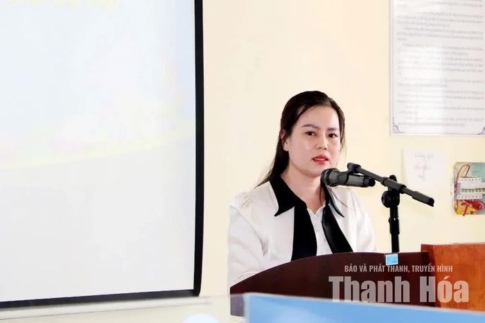 Phó Chủ tịch Hội LHPN tỉnh Bùi Thị Mai Hoan phát biểu khai mạc.