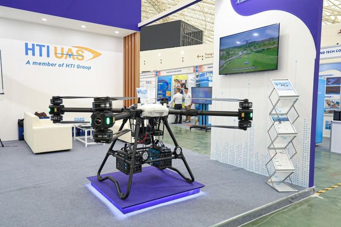 Horus HW-100 – UAV vận tải hạng nặng, ứng dụng cho các nhiệm vụ vận chuyển, tiếp tế khẩn cấp, cứu hộ cứu nạn.