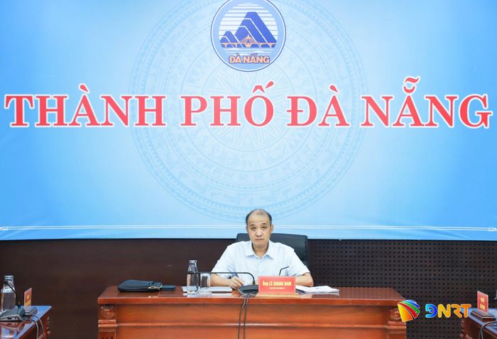 Phó Chủ tịch UBND thành phố Lê Quang Nam chủ trì điểm cầu Đà Nẵng. Ảnh: NGỌC PHÚ