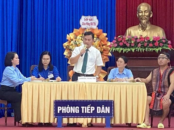  Các đội tham gia phần thi xử lý tình huống. Ảnh: M.L 