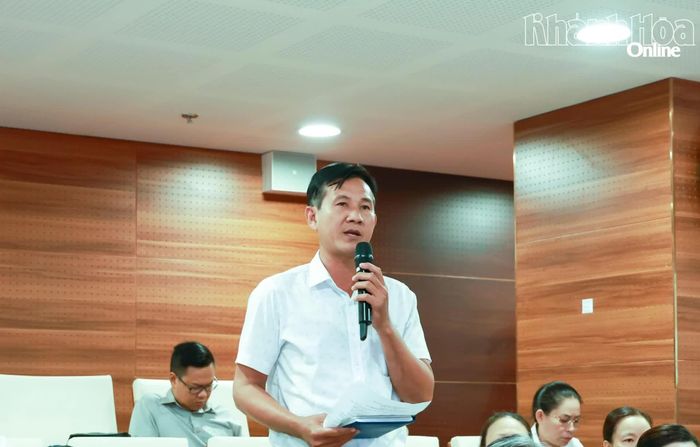 Lãnh đạo Hội Nông dân xã Cà Ná đề nghị thực hiện chính sách hỗ trợ lắp đặt giám sát hành trình tàu cá cho ngư dân.