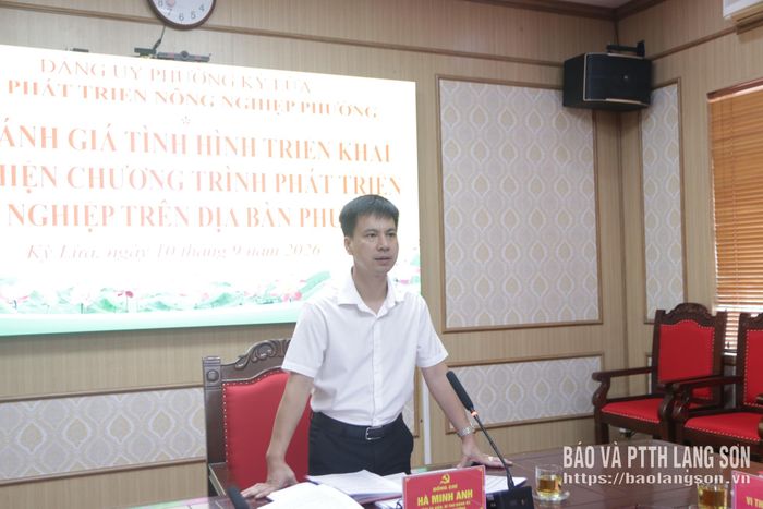 Bí thư Đảng ủy phường Kỳ Lừa phát biểu tại cuộc họp
