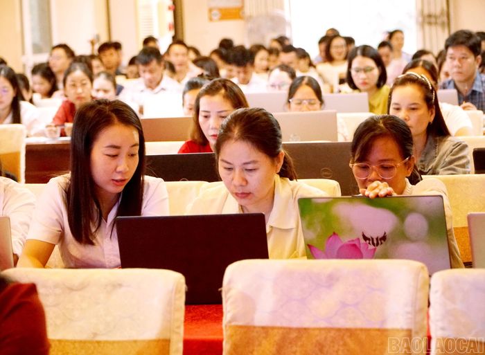Hơn 200 học viên dự lớp tập huấn