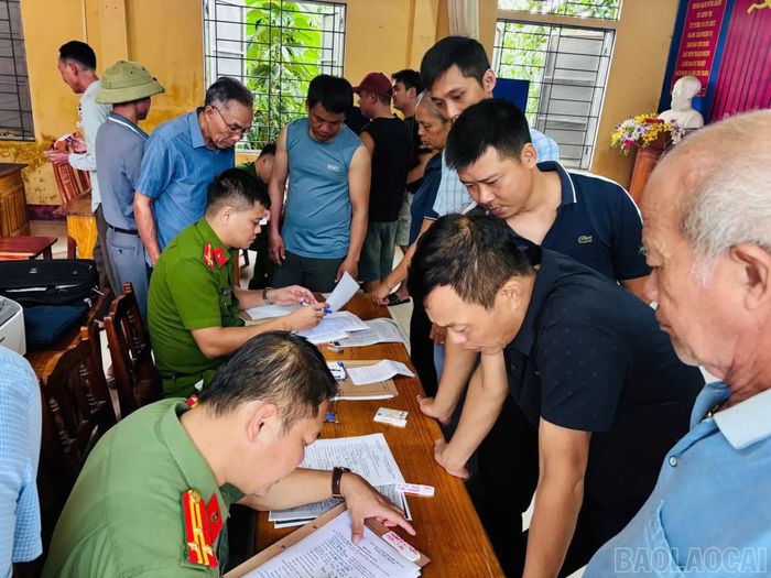 Đảng viên, lái xe ở cơ sở thực hiện việc xét nghiệm ma tuý.