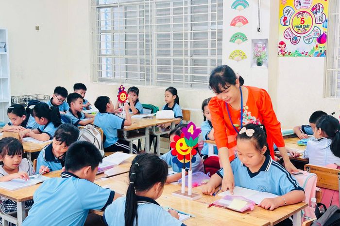 Trường Tiểu học Tiến Lợi đưa hoạt động dạy học vào nền nếp