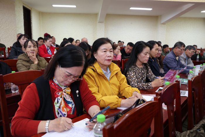 Đội ngũ hòa giải viên tại các khu phố trên địa bàn phường Xuân Hương - Đà Lạt tham gia lớp tập huấn
