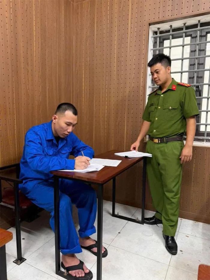 Đối tượng Hoàng Quốc Cường tại cơ quan Công an. Ảnh: Công an tỉnh Phú Thọ.