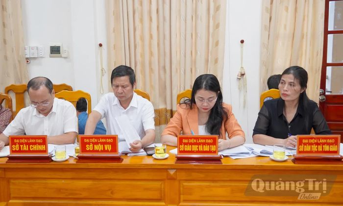 Đại biểu tham dự buổi làm việc - Ảnh: N.H