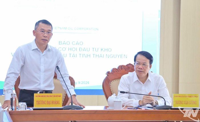 Đại diện Tổng công ty Dầu Việt Nam - Công ty cổ phần (PVOIL) báo cáo đề xuất nghiên cứu đầu tư.