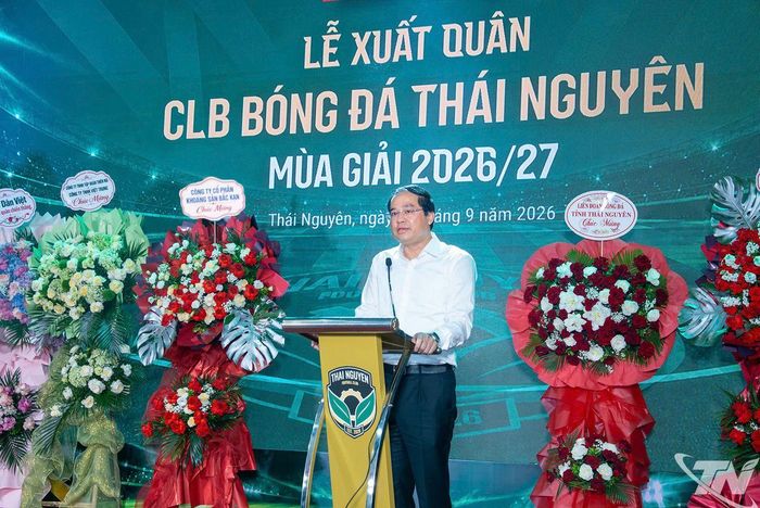 Đồng chí Bí thư Tỉnh ủy Trịnh Xuân Trường phát biểu động viên FC Thái Nguyên.