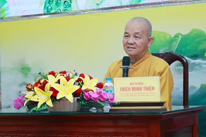 Hòa thượng Thích Minh Thiện ban đạo từ